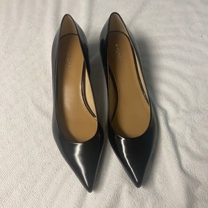 coach black small heels